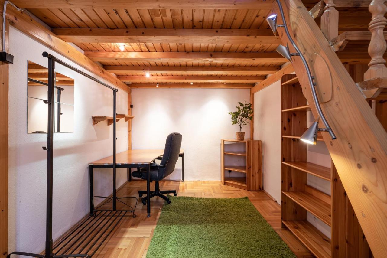 Central Lovely Rooms — Fotók 1