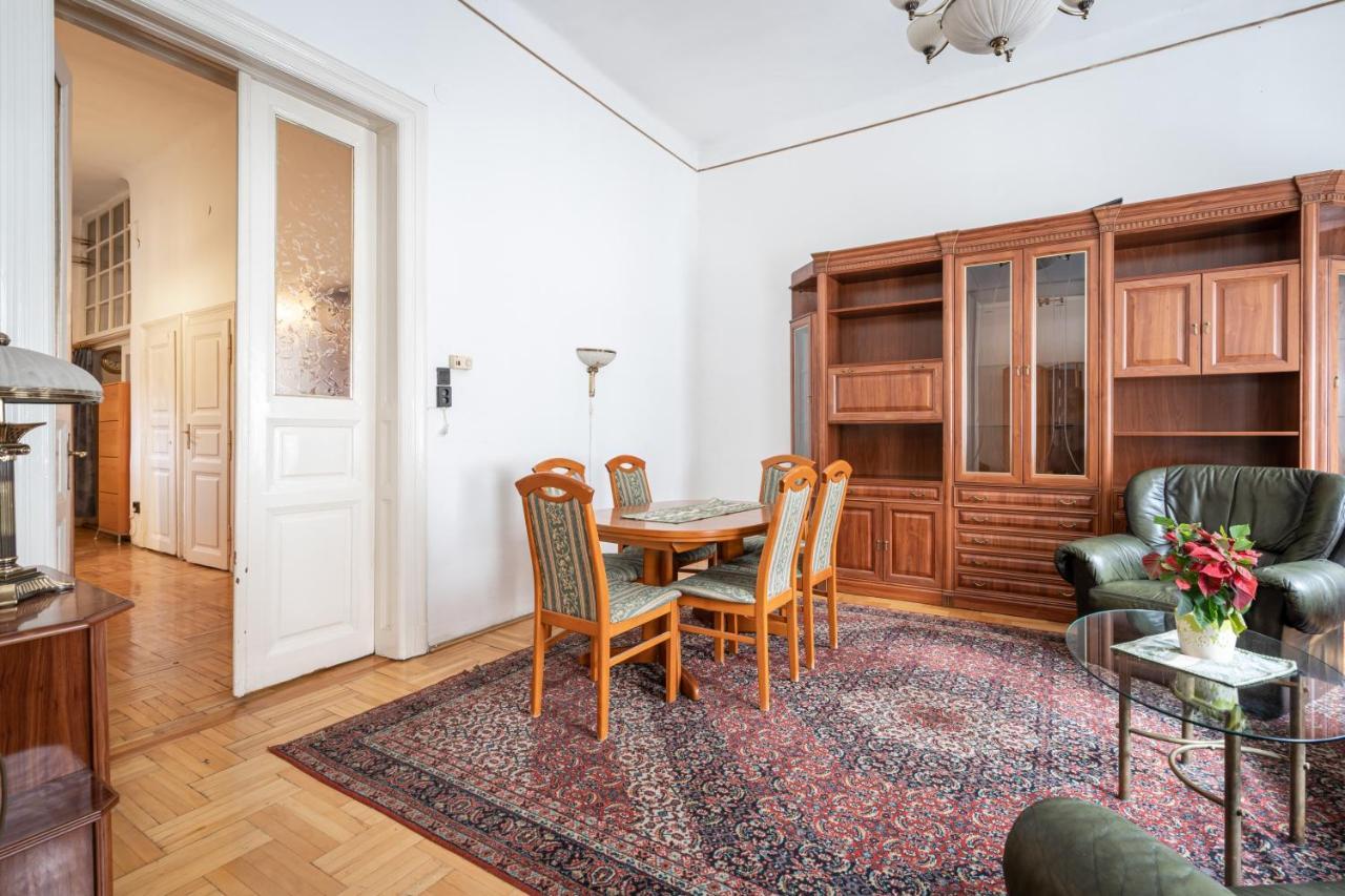 Central Lovely Rooms — Fotók 2